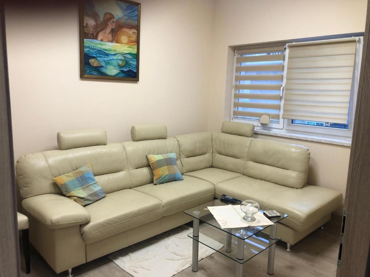Apartament Roza Giżycko Exteriör bild